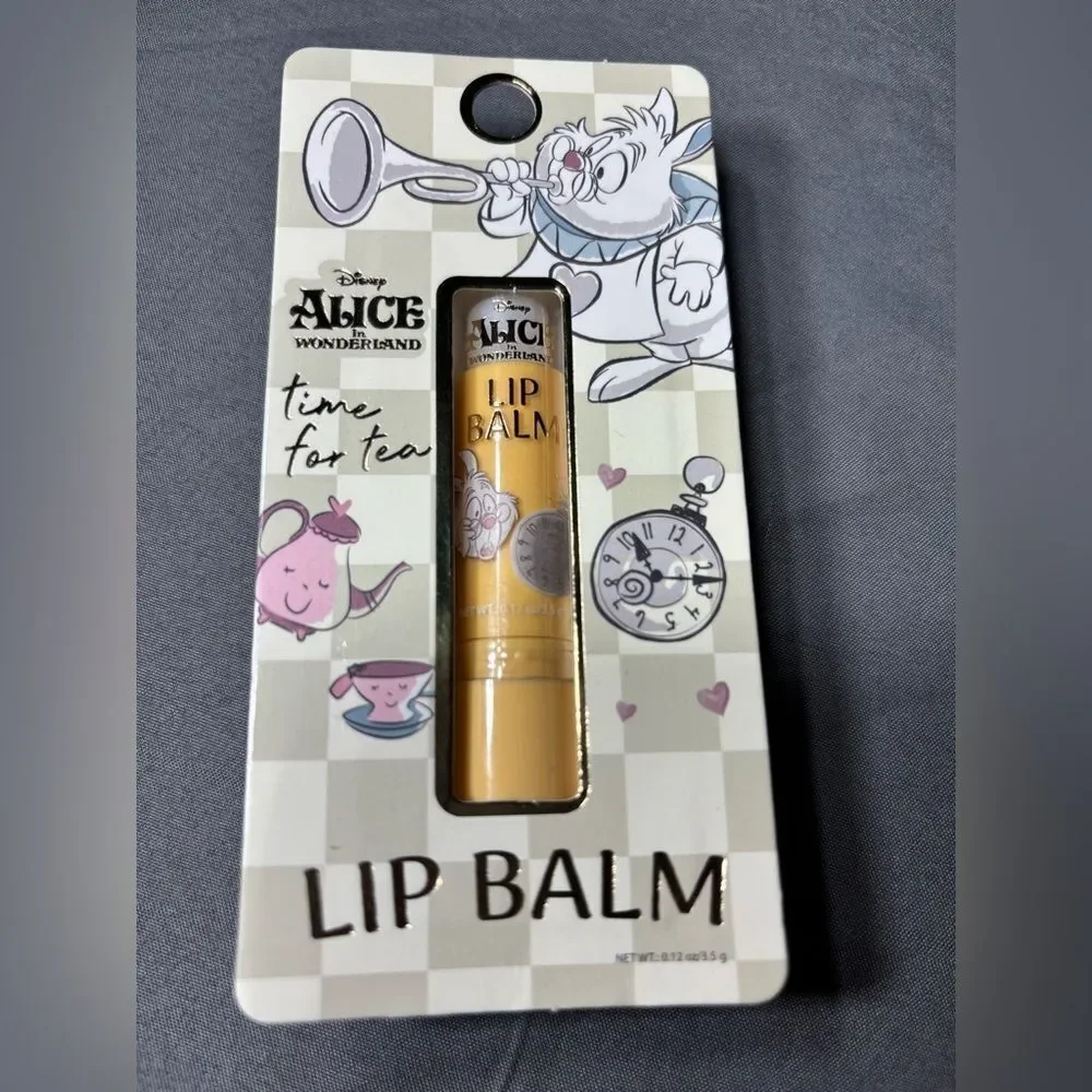 4 New Alice in Wonderland Beauty Bundle NWT